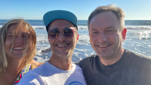 El Salvador 2025: Francesca, Alessandro and  Paolo in El Zonte Beach