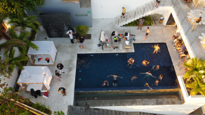 El Salvador 2025: Zihuatanejo live special from the pool